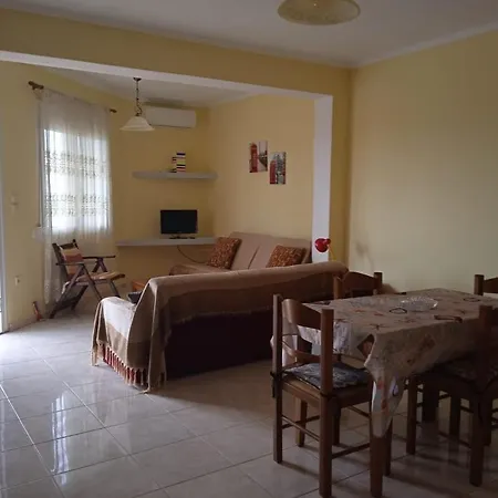 Asimina House Flogita